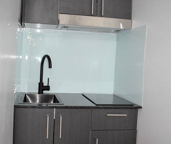 فندق على الطريق Ktown