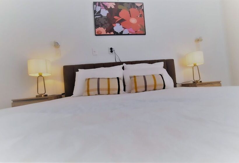 فندق على الطريق Ktown