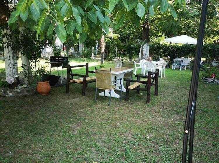ペンション Achillion B&b
