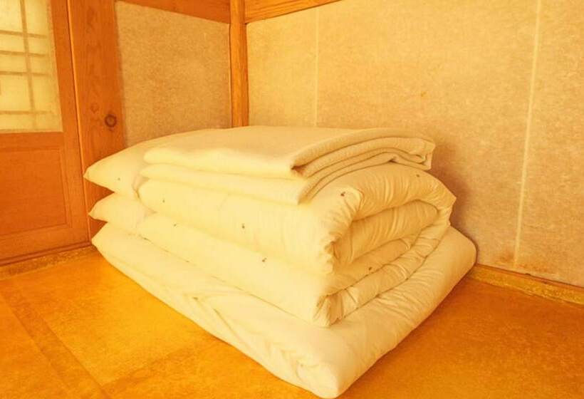 بنسيون Jeonju Doldamjip Hanok Stay