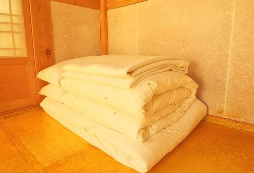 بنسيون Jeonju Doldamjip Hanok Stay