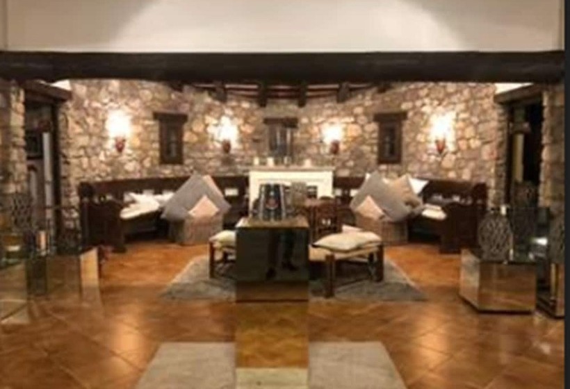 پانسیون Masia Mimosa