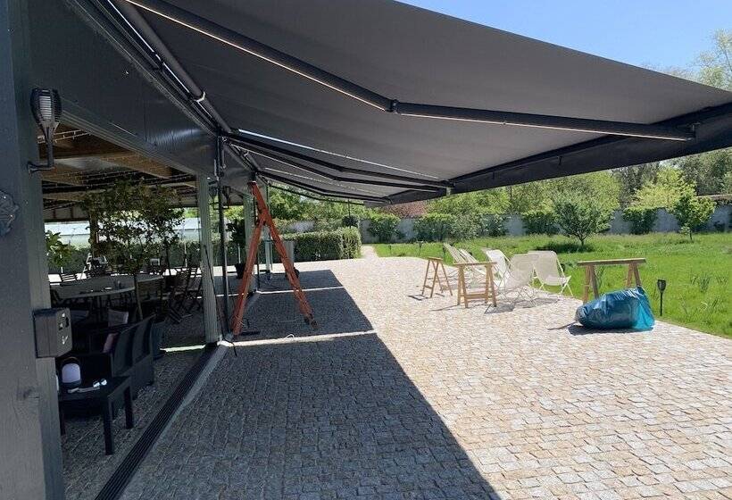 פנסיון Orangerie De Chatel Sélection Figaro & Elle Magazine