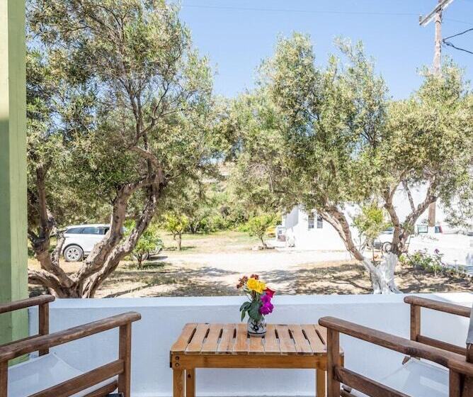 펜션 Terra Oliva Milos
