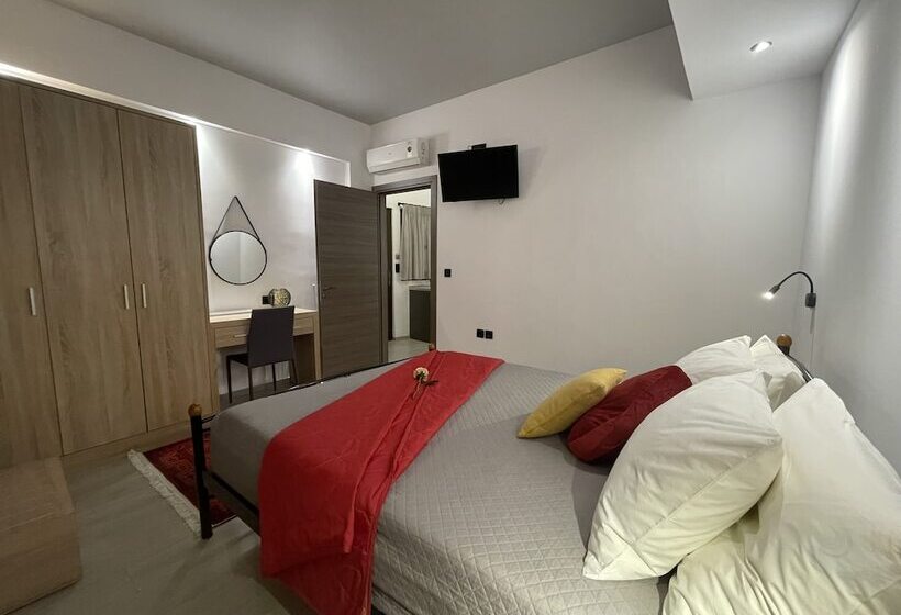 پانسیون Utopia Luxury Suites