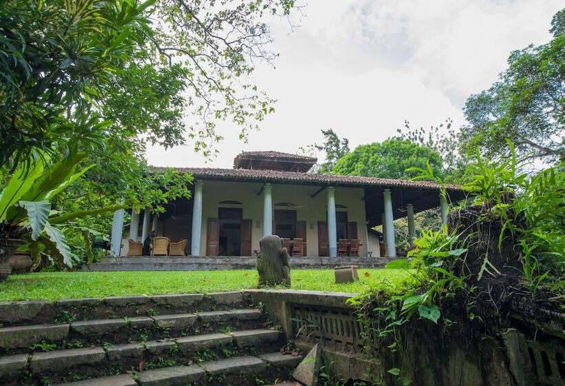 Отель Apa Villa Illuketia