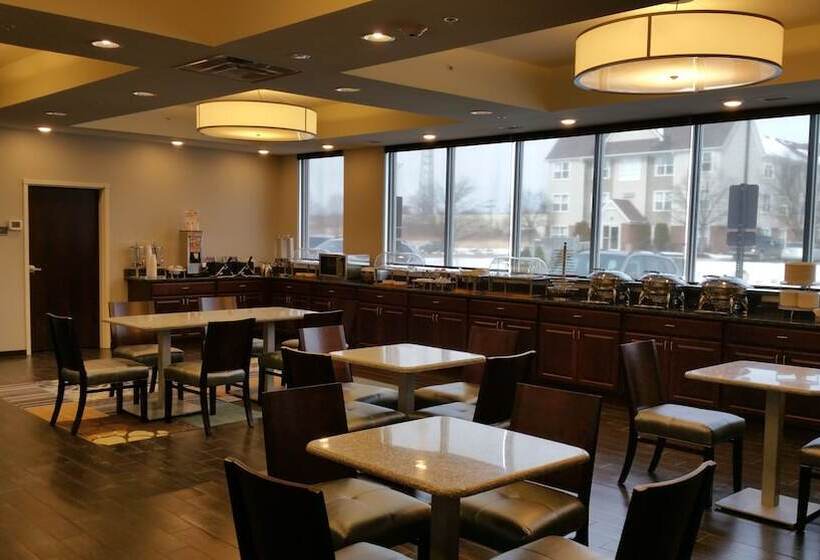 فندق Best Western Plus Boardman Inn & Suites