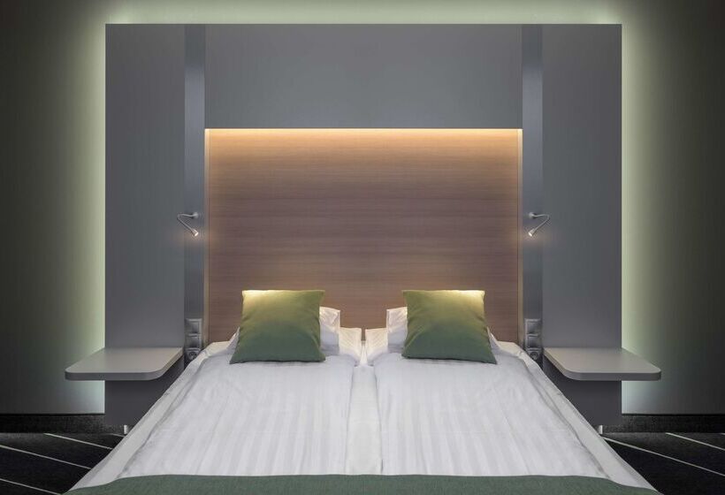 هتل Best Western Plus Lakeside