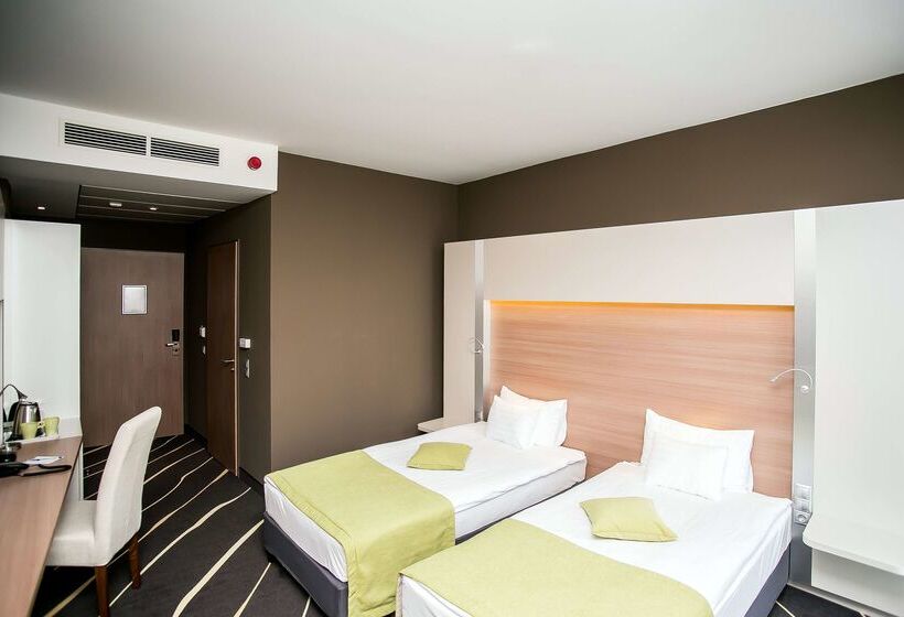 هتل Best Western Plus Lakeside