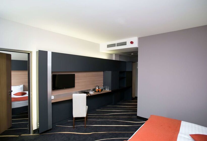 هتل Best Western Plus Lakeside