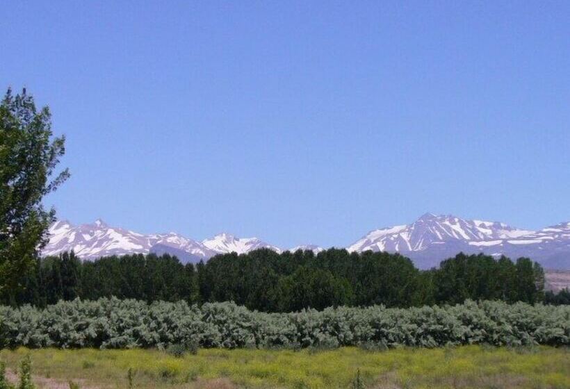 هتل Cabañas Monte Coiron