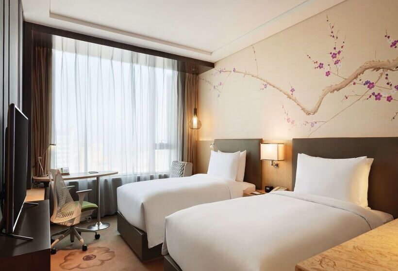 ホテル Hilton Garden Inn Dandong
