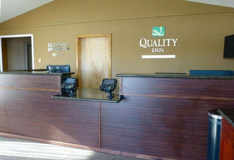 בית מלון כפרי Quality Inn