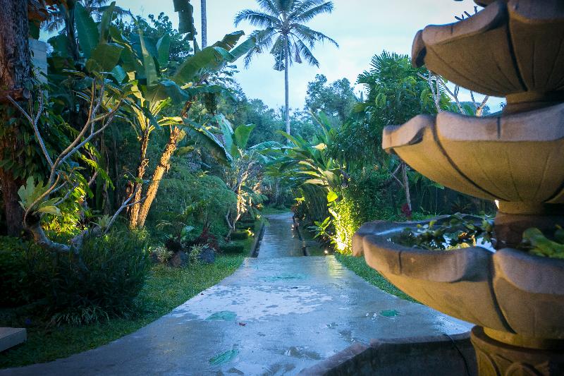 فندق Senetan Villas And Spa Resort