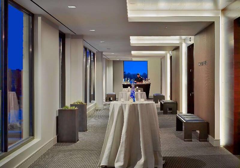 Отель Sonesta Bee Cave Austin Hill Country