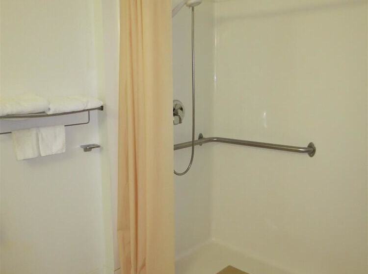 모텔 Americas Best Value Inn & Suites Spring Valley