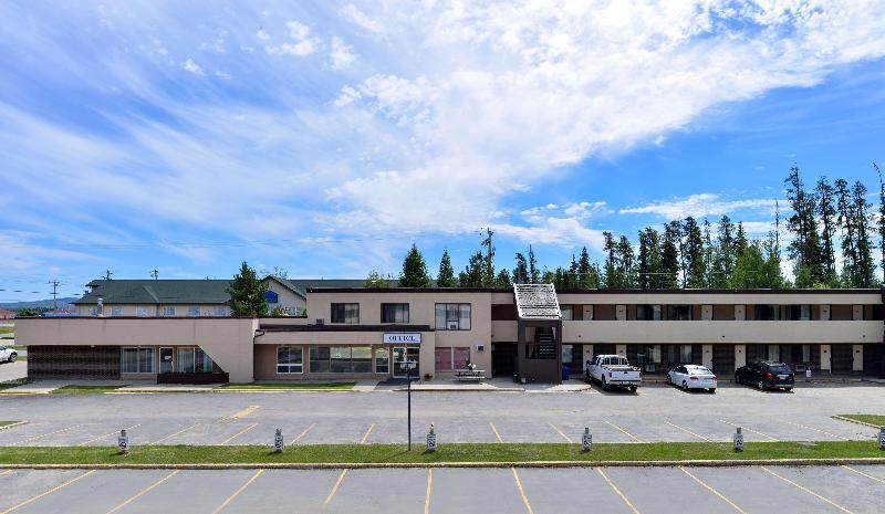 Мотель Canadas Best Value Inn Whitecourt