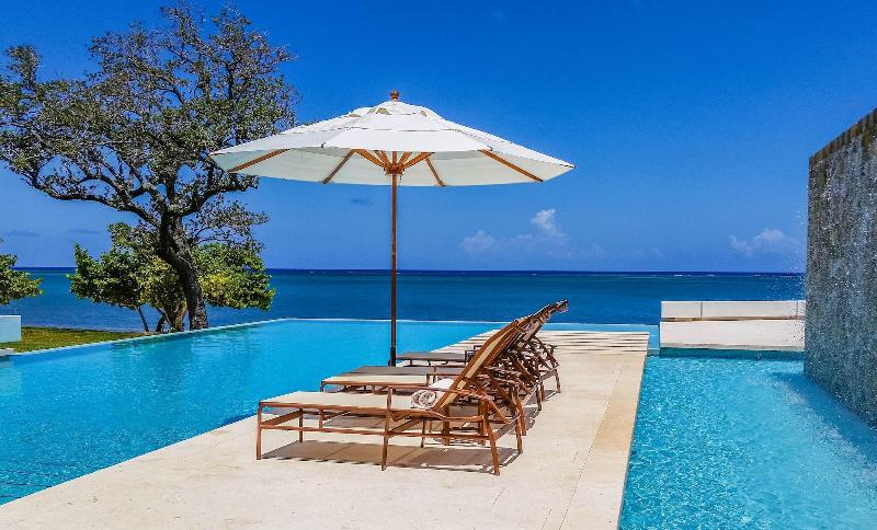 استراحتگاه Las Verandas Hotel & Villas