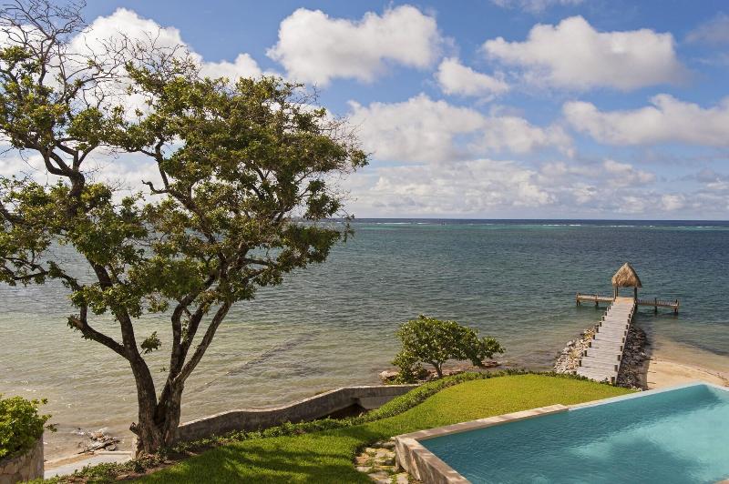 استراحتگاه Las Verandas Hotel & Villas