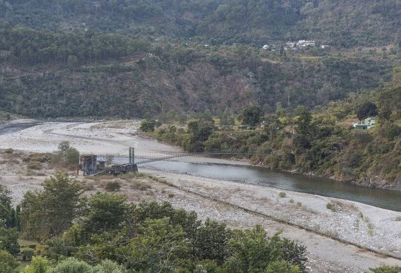 리조트 Sterling Corbett