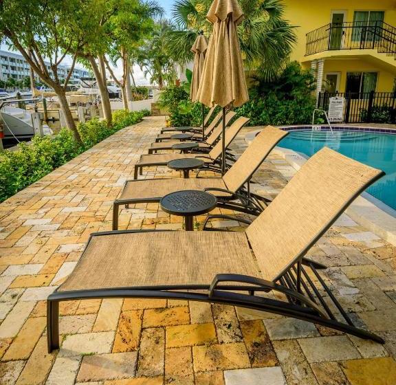 The Villas Las Olas Hotel Apart
