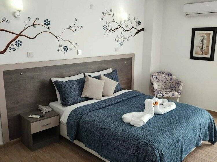 Adaya Karşı Otel