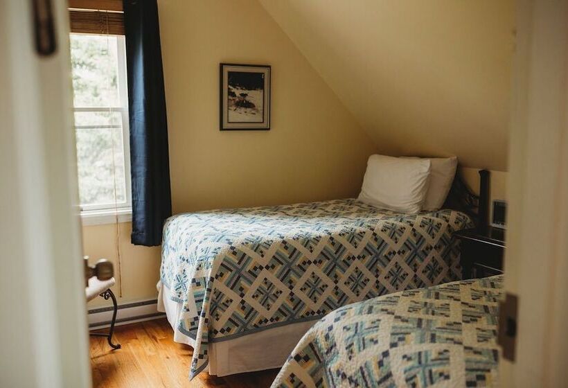 مبيت وإفطار Carriage House Inn Four And A Half Stars