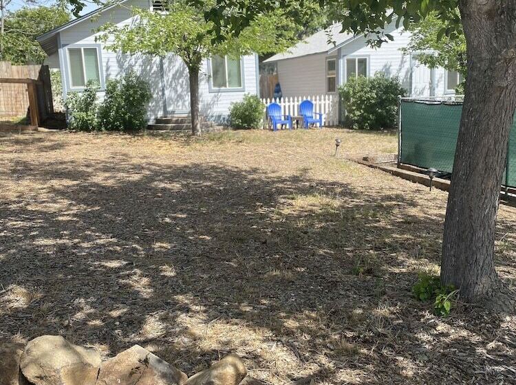 Clearlake Cabins