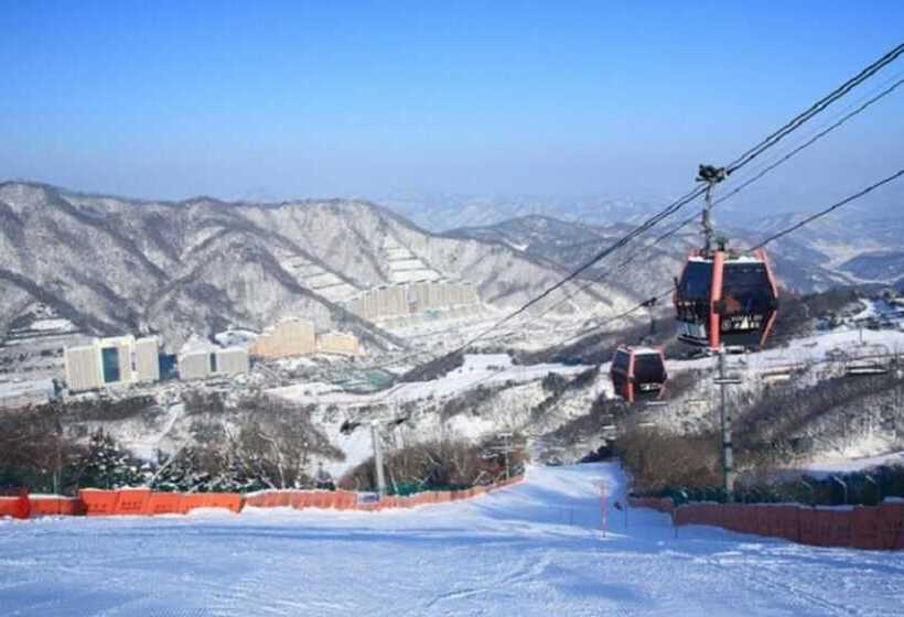 Hongcheon Bogeumjari Pension