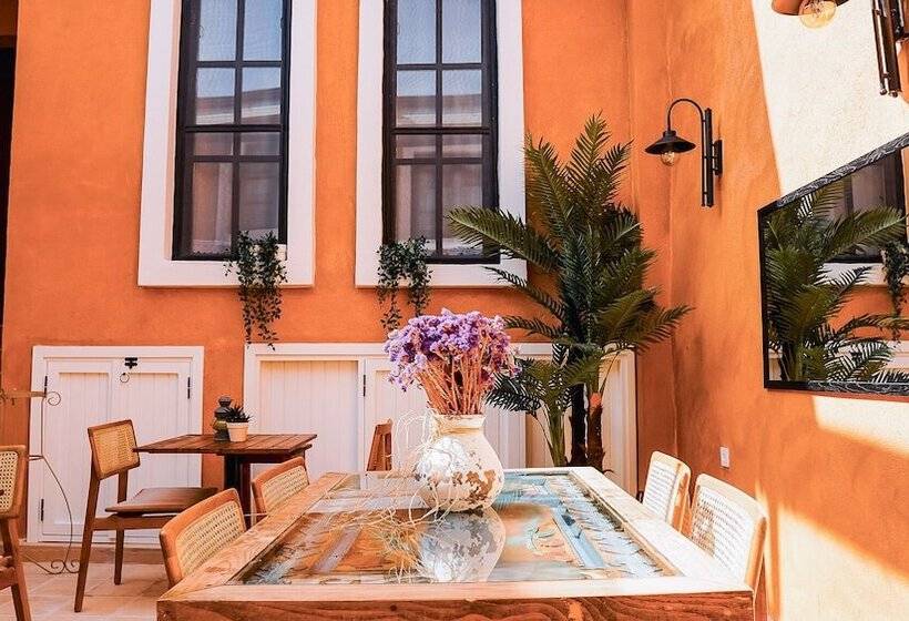 مسافرخانه 1870 Taş Konak Otel   Sanat Sokağı