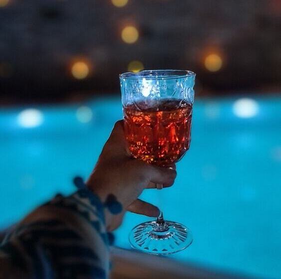 ホテル Amber Suites Akyaka +6