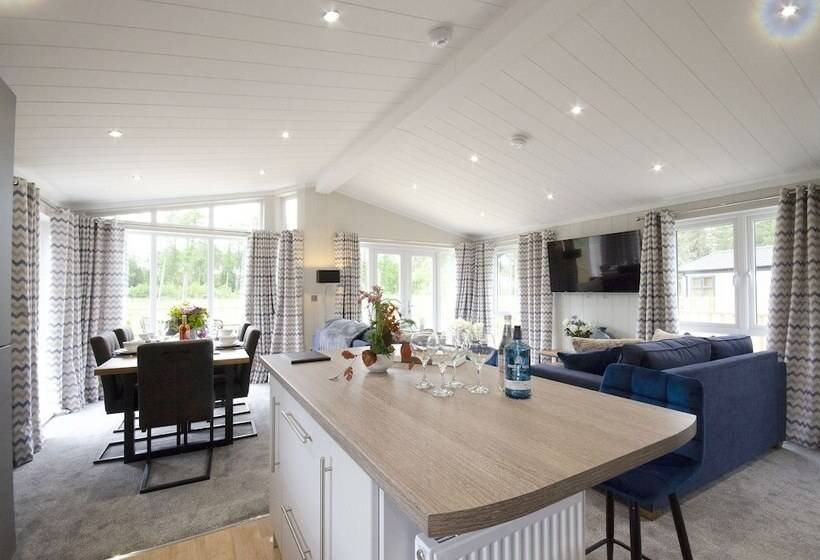 فندق Hollicarrs   Kingfisher Lodge