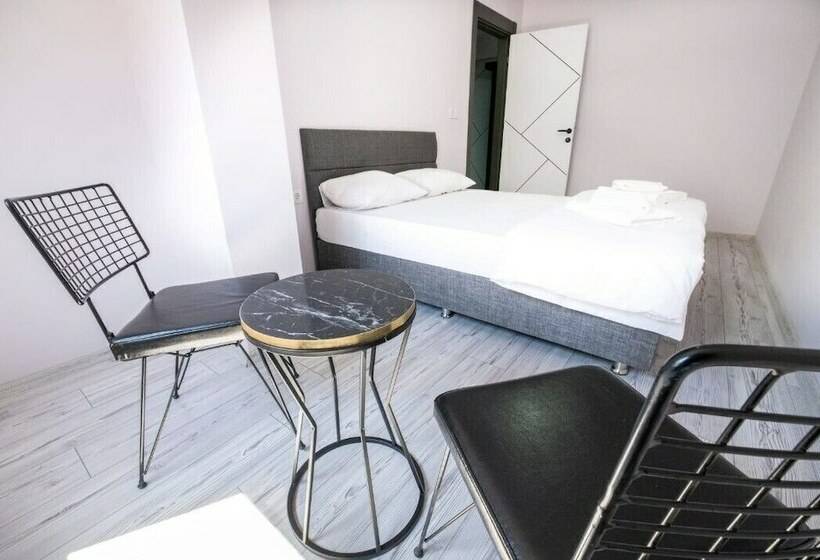 ホテル New Blue Izmir Bornova