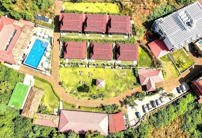 בית מלון כפרי Oxygen Resort Morjim