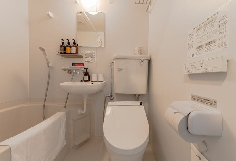 فندق R9 The Yard Uruma