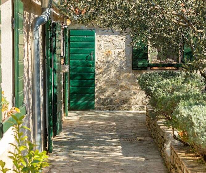 فندق ريفى Agroturizam Perica