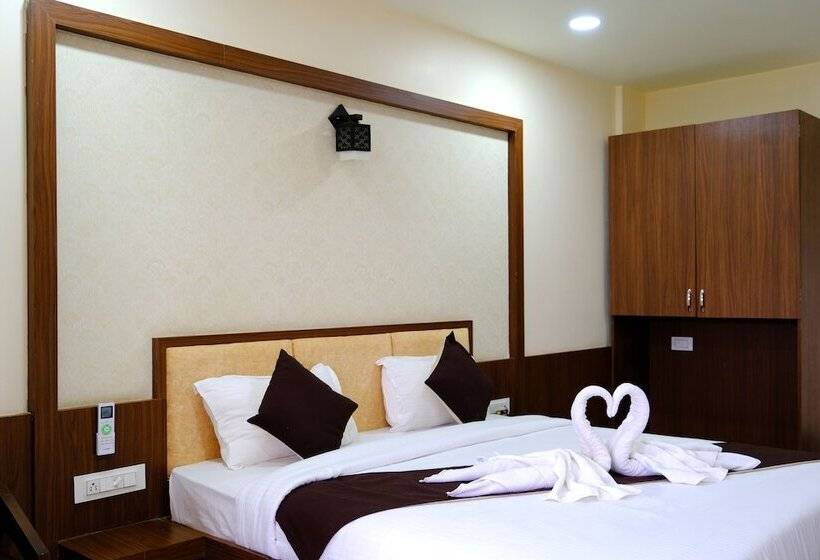Отель Sai Inn