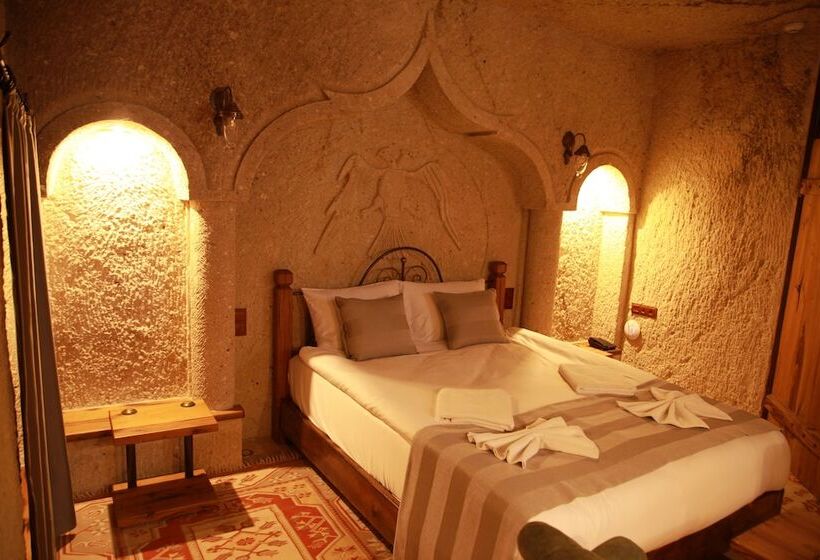 هتل Sarnich Cave Suites