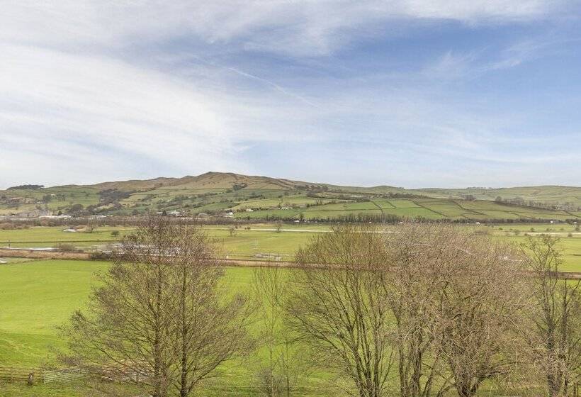 فندق Throstle Nest Farm Lodges