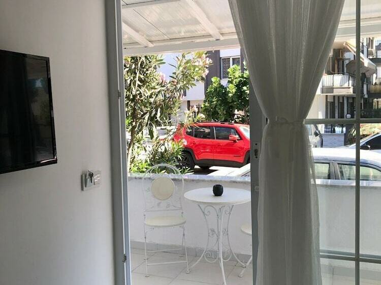 בית מלון כפרי White Suite Rooms