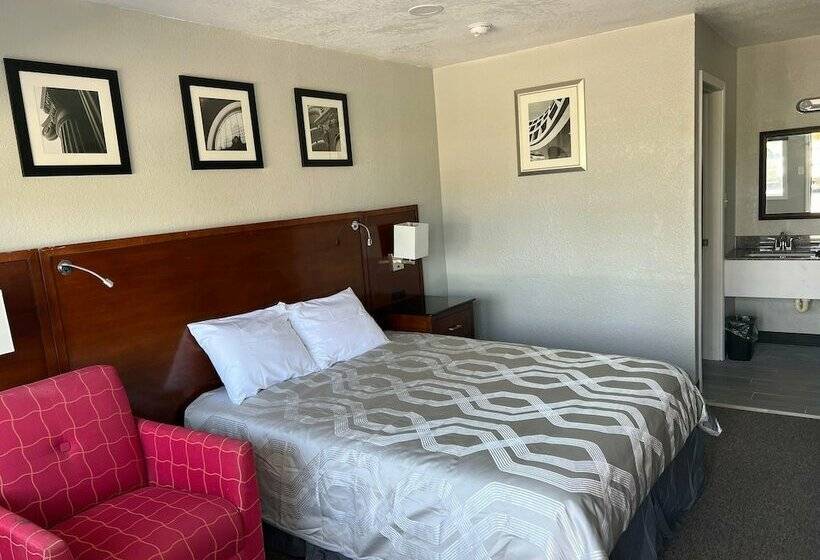 汽车旅馆  Maple Tree Inn