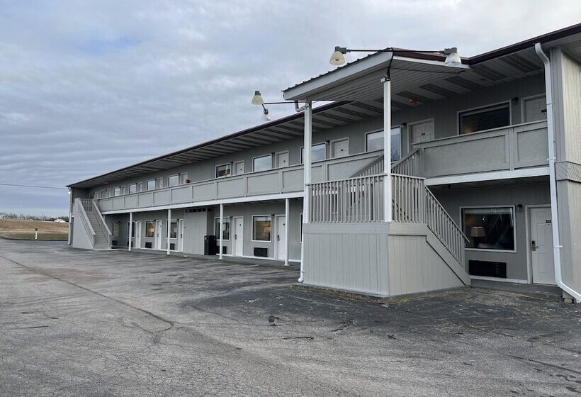 汽车旅馆  Maple Tree Inn