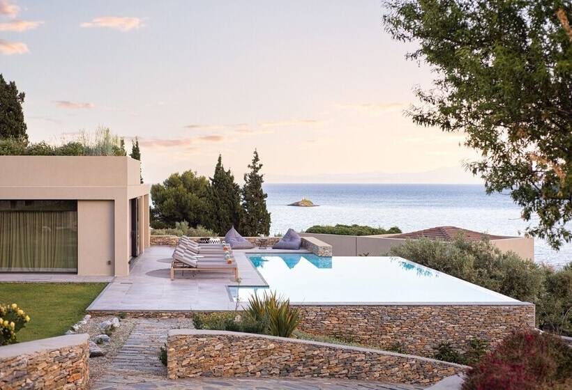 Pelagoon Skiathos