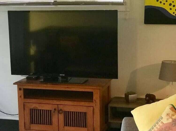 بنسيون Bright Private Room In Pleasant Ashmore