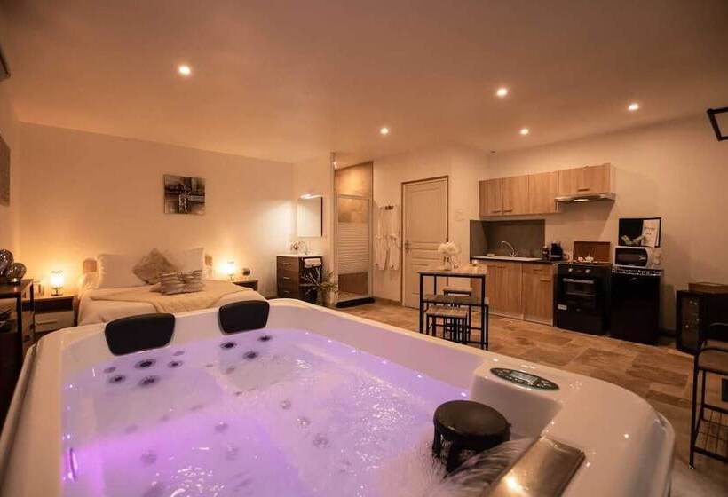بنسيون Gites Spa De Charme L Etoile Spa