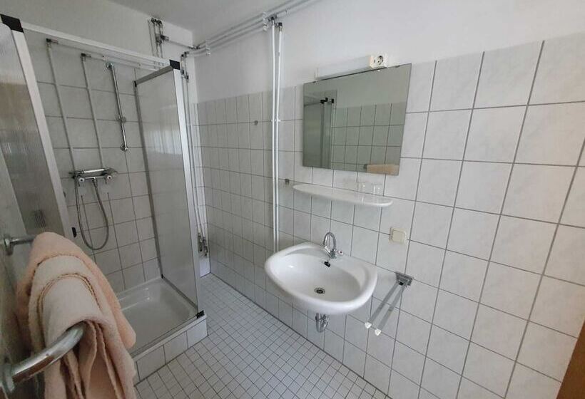 بنسيون Gästehaus Und Fitness Haus Bergquell