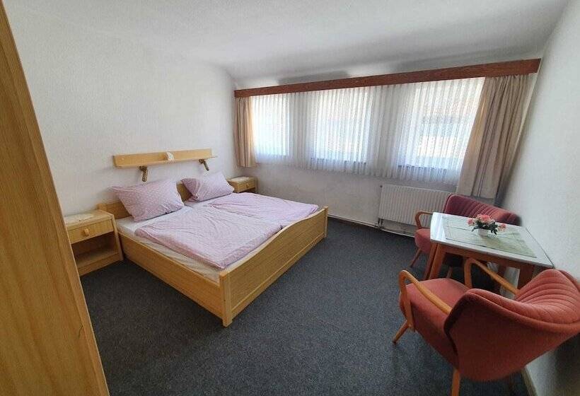 بنسيون Gästehaus Und Fitness Haus Bergquell