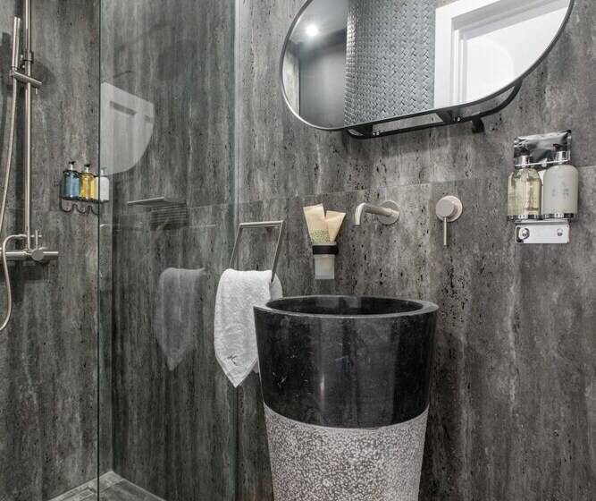 پانسیون She Mykonos  Luxury Apartments