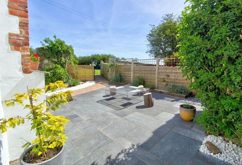 مبيت وإفطار Moorview House