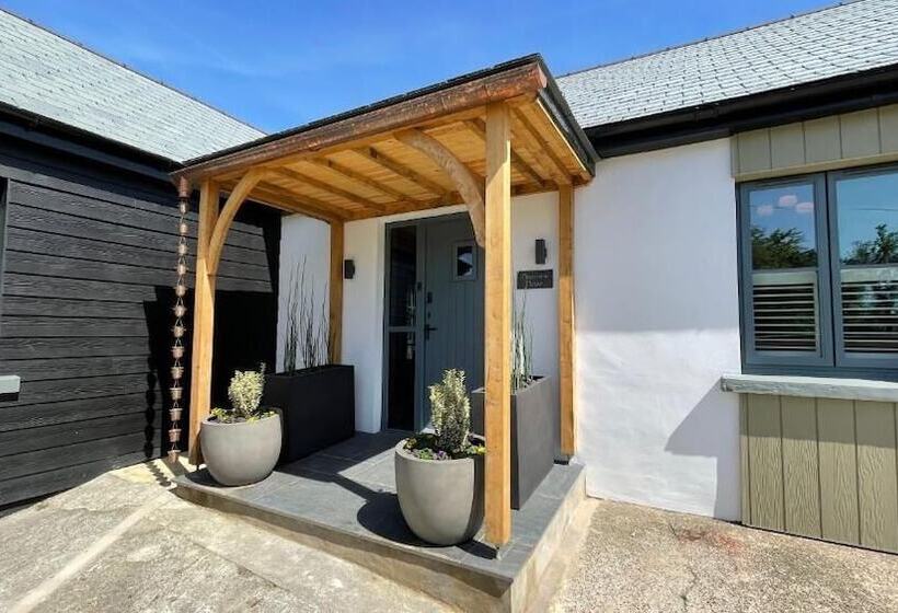 مبيت وإفطار Moorview House